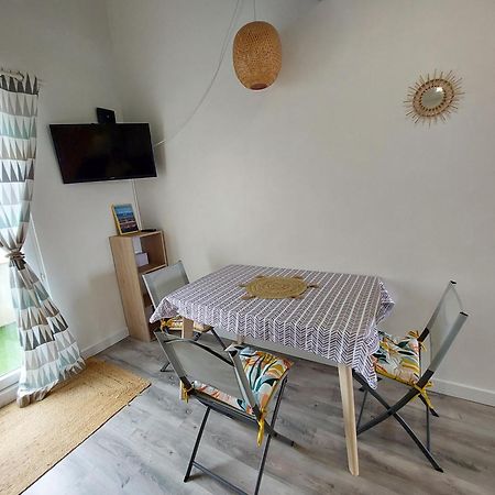 Appart Mezzanine Vue Mer Et Plage, Parking Wifi Tv เลอบาร์กาแรส ภายนอก รูปภาพ