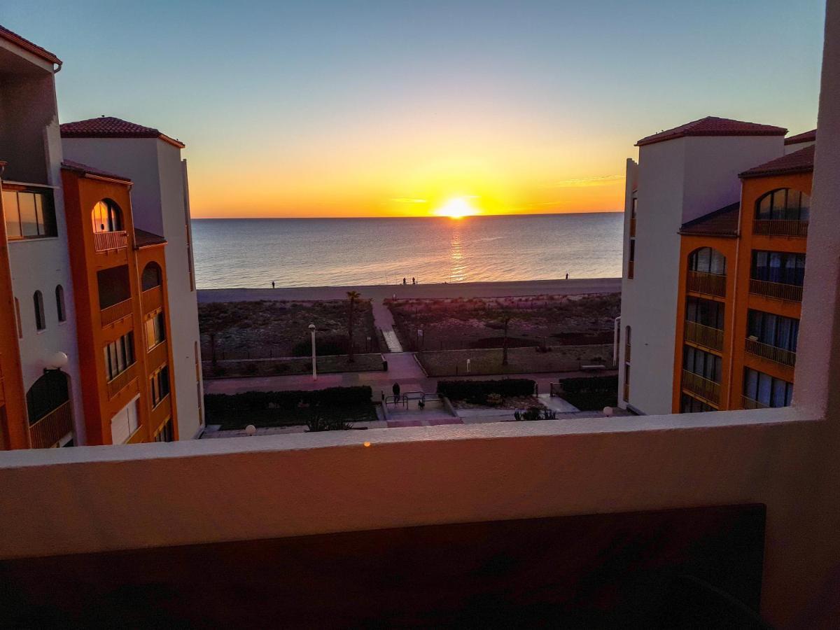 Appart Mezzanine Vue Mer Et Plage, Parking Wifi Tv เลอบาร์กาแรส ภายนอก รูปภาพ
