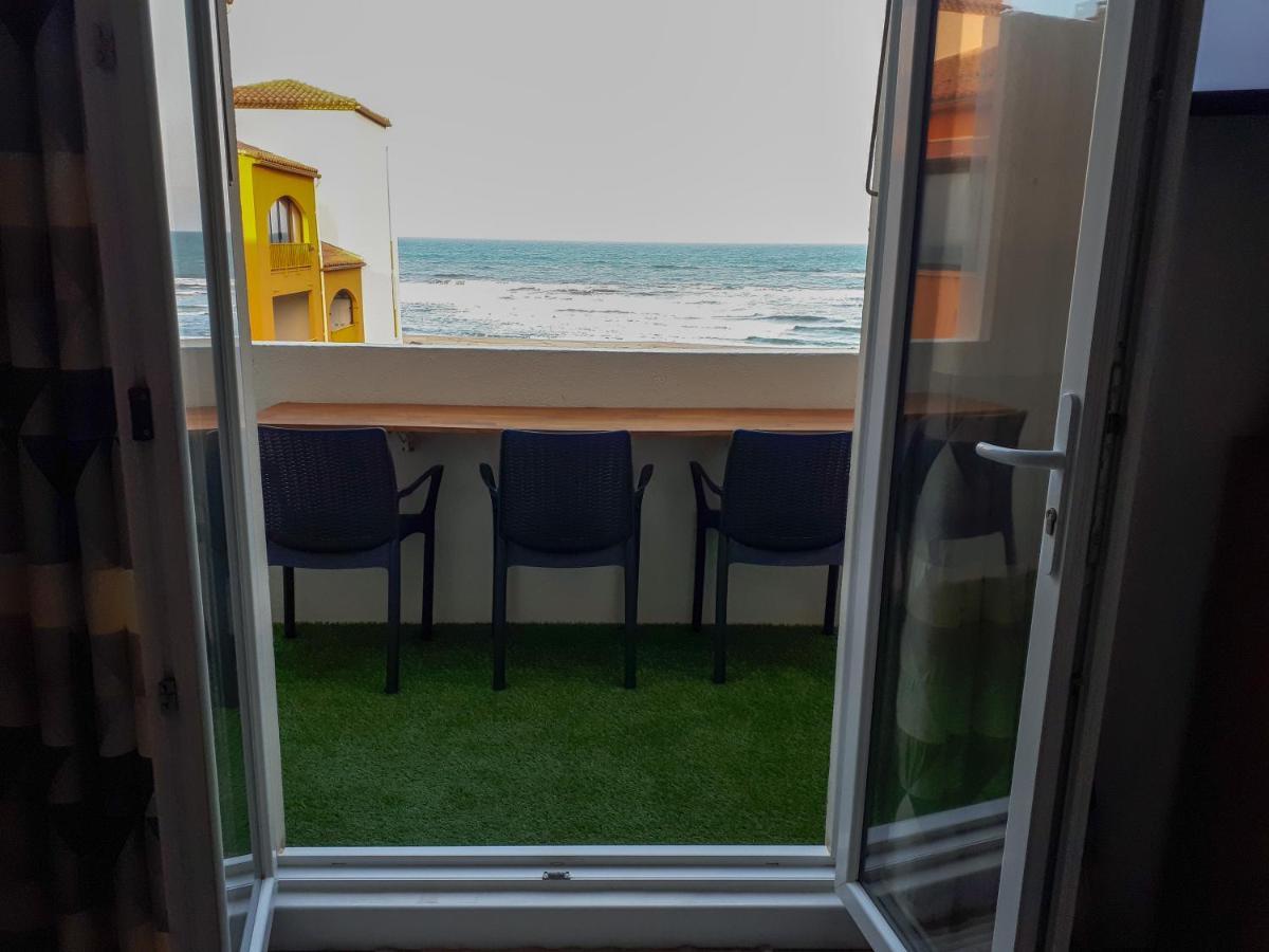 Appart Mezzanine Vue Mer Et Plage, Parking Wifi Tv เลอบาร์กาแรส ภายนอก รูปภาพ