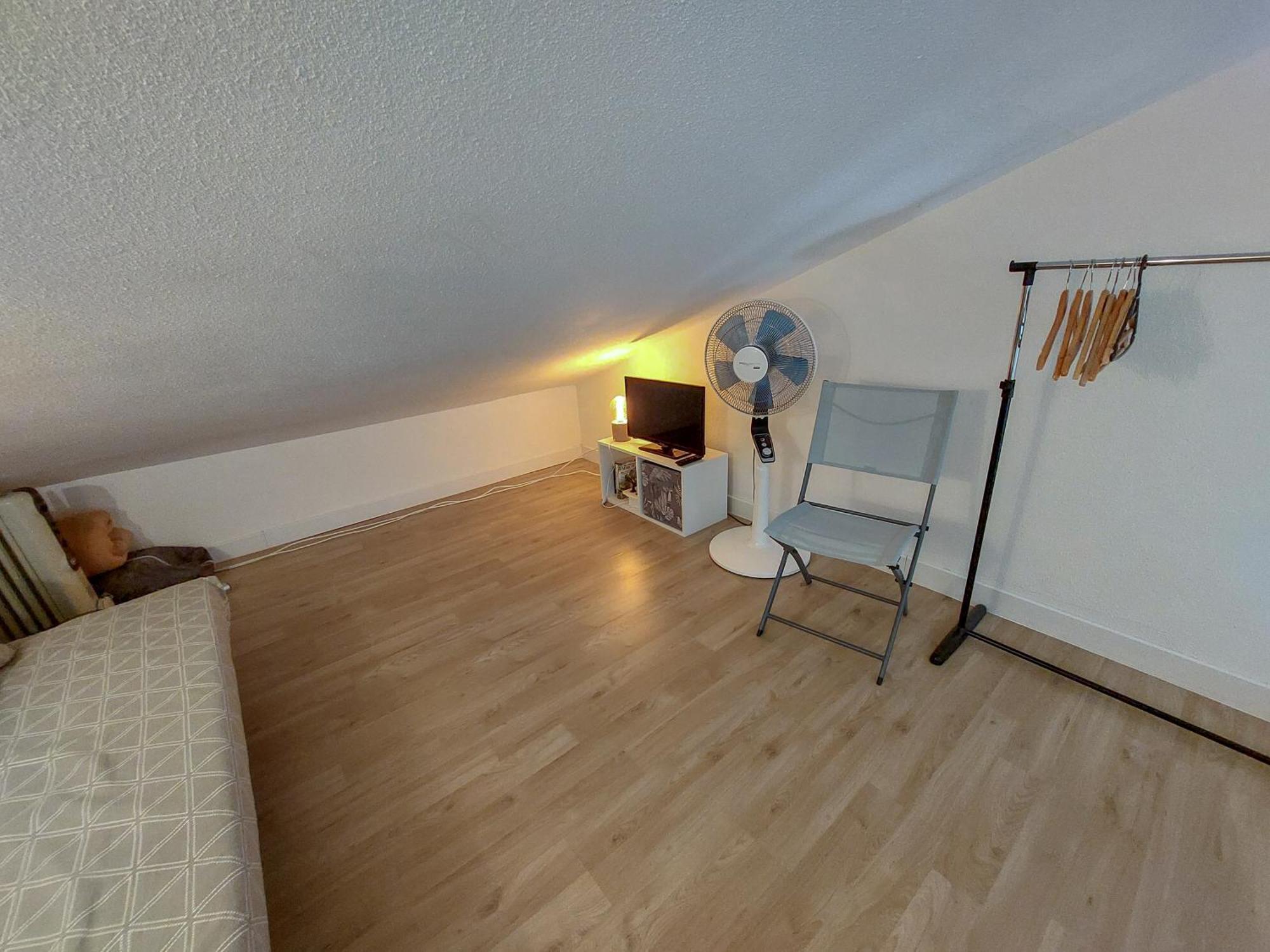 Appart Mezzanine Vue Mer Et Plage, Parking Wifi Tv เลอบาร์กาแรส ภายนอก รูปภาพ